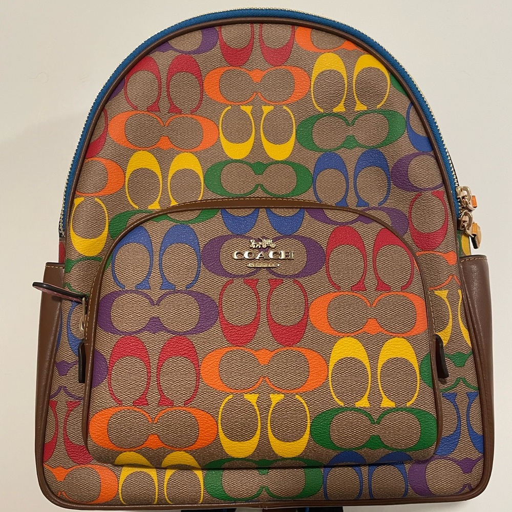 NWOT Pride Coach Court Rainbow Signature Canvas